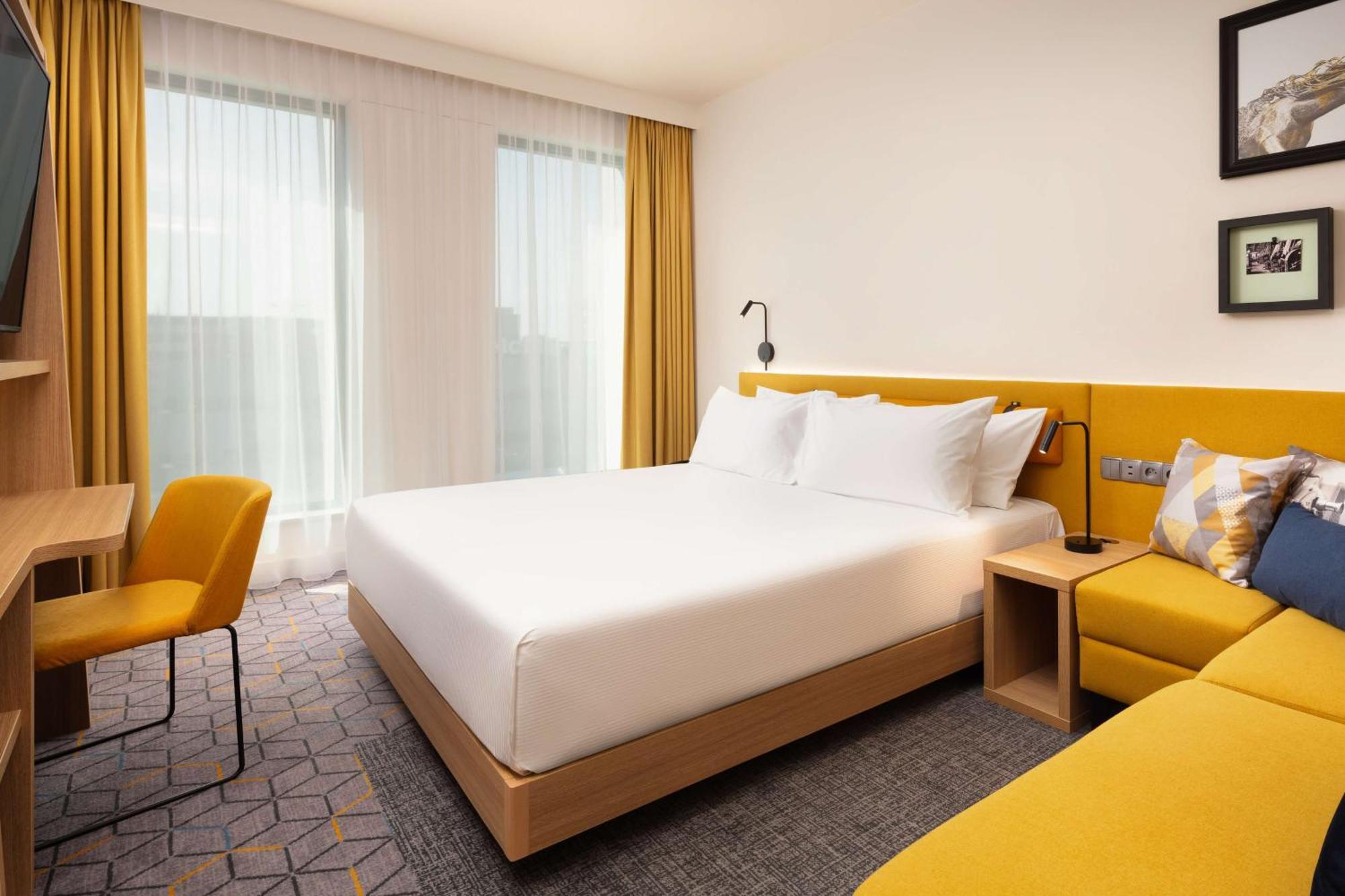 Hampton By Hilton Center Hotell